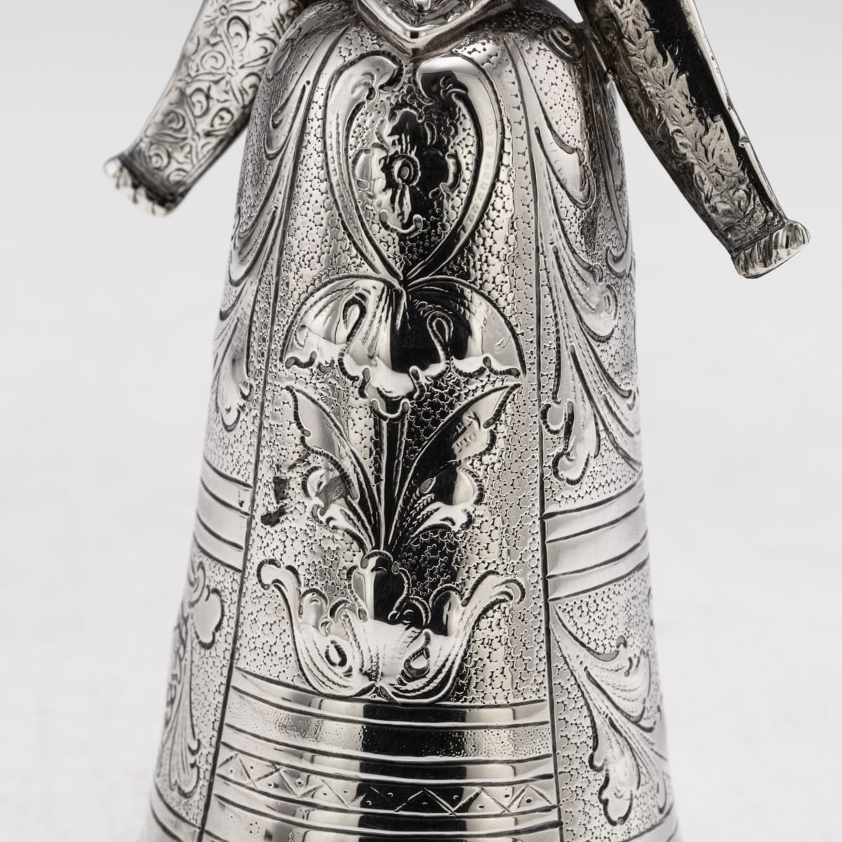 PUSHKINS.COM - B12239 - ANTIQUE 20thC DUTCH SOLID SILVER WEDDING WAGER CUP c.1911 - 11.jpg