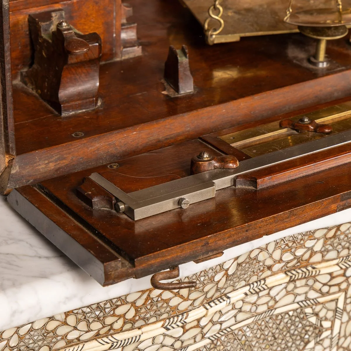 PUSHKINS.COM - D11974 - ANTIQUE 19thC ITALIAN BALANCE SCALES BY DECKER, MADE IN TURIN c.1870 - 39.jpg