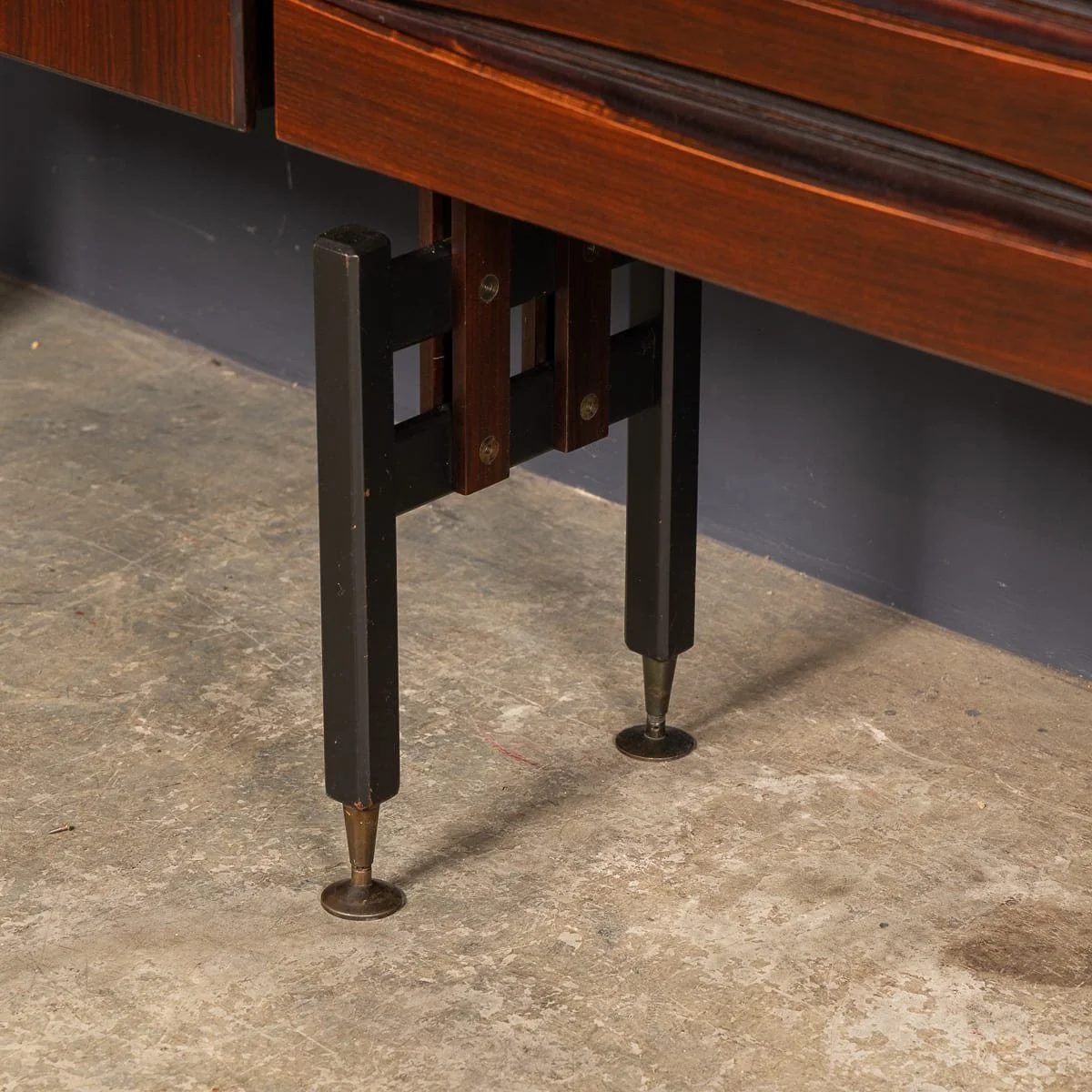 PUSHKINS.COM - D11754 - 20thC ITALIAN MODULAR HARDWOOD WALL CABINET ATTRIBUTABLE TO FRANCO ALBINI c.1950 - 19.jpg