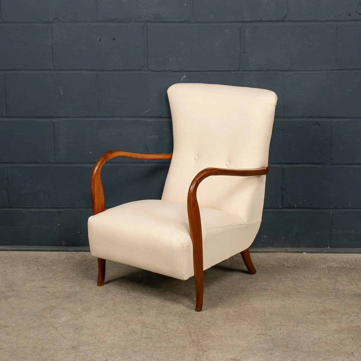 PUSHKINS.COM - B12786d - VINTAGE 20thC ITALIAN WHITE FABRIC ARMCHAIR IN THE MANNER OF PAOLO BUFFA c.1960 - 08.jpg
