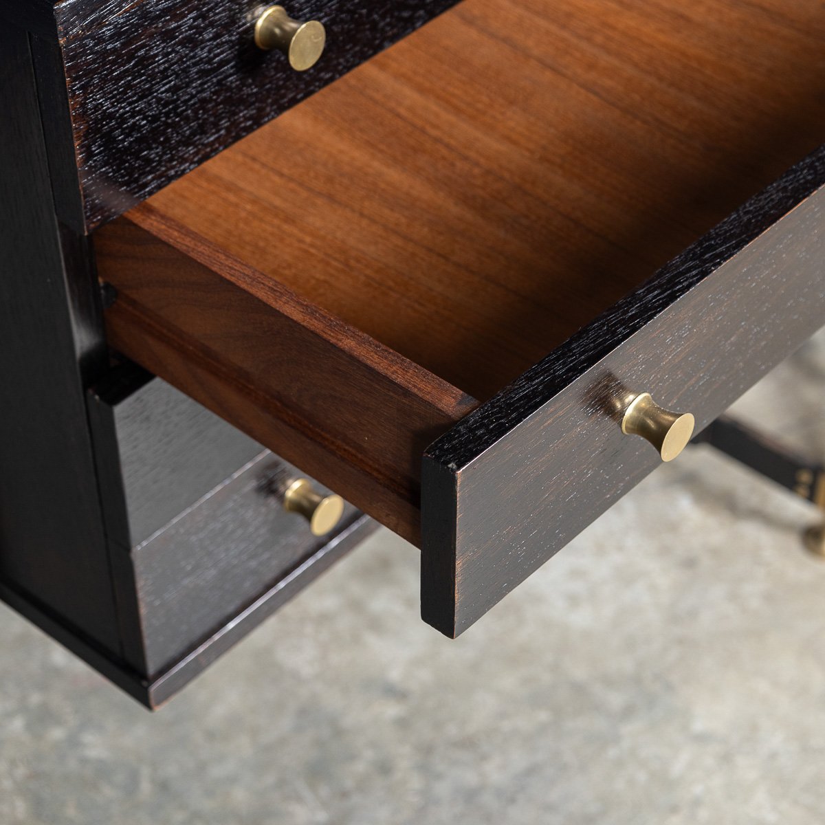 PUSHKINS.COM - D11123 - 20thC PAIR OF ITALIAN EBONISED WOODEN BOOKCASES c.1970 - 14.jpg