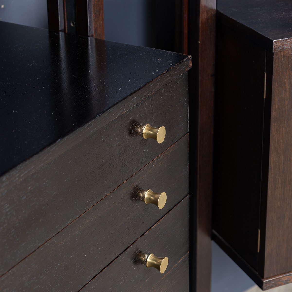 PUSHKINS.COM - D11123 - 20thC PAIR OF ITALIAN EBONISED WOODEN BOOKCASES c.1970 - 12.jpg