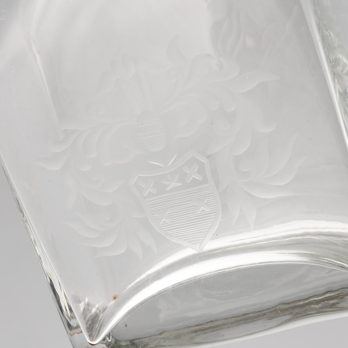 PUSHKIN'S - 21stC ENGLISH SOLID SILVER MOUNTED GLASS DECANTERS WITH HERALDIC ENGRAVING c.2007 - 11.jpg