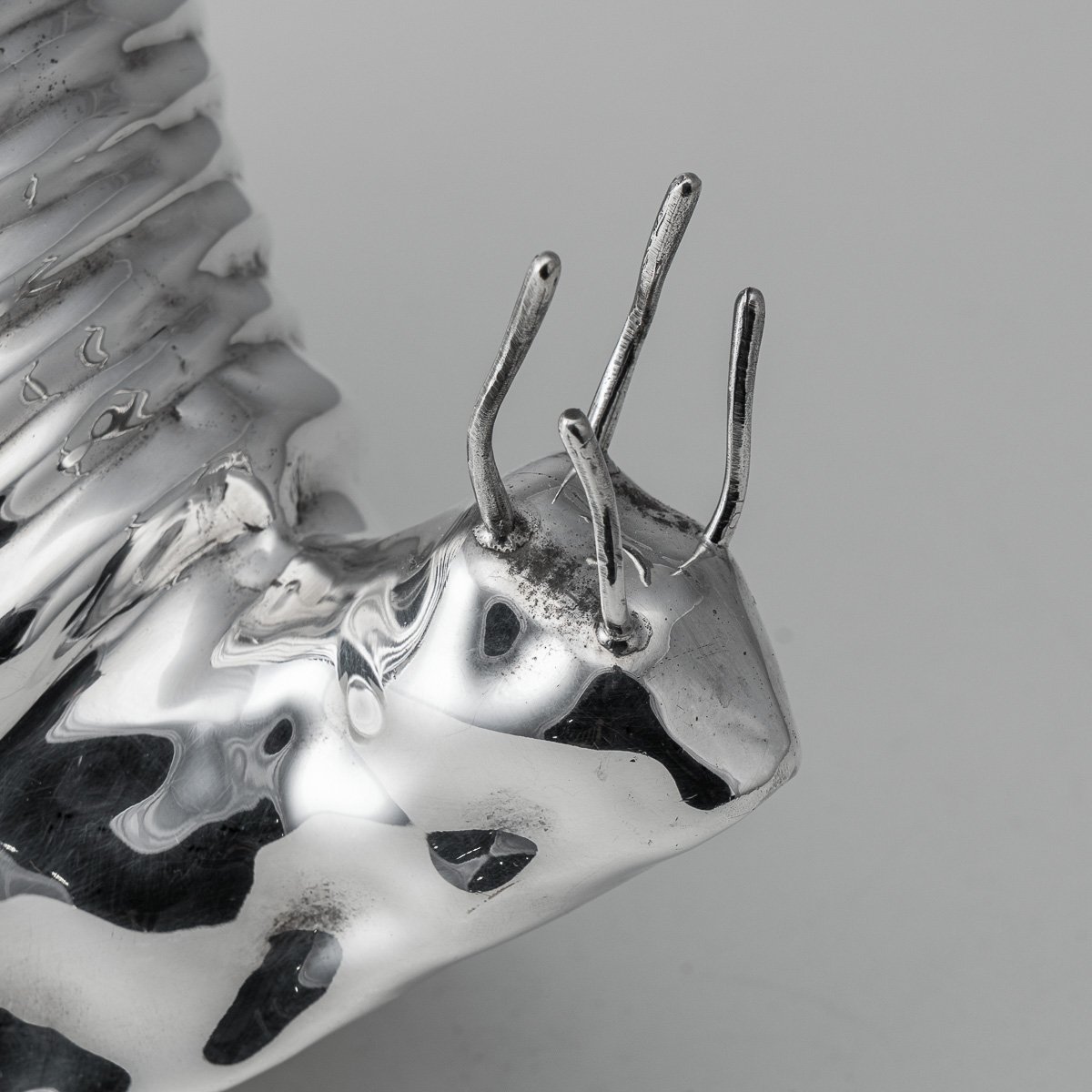 PUSHKINS.COM - D11886 - VINTAGE 20thC SILVER PLATED 'SNAIL' ICE BUCKET BY TEGHINI, MADE IN ITALY c.1970 - 12.jpg