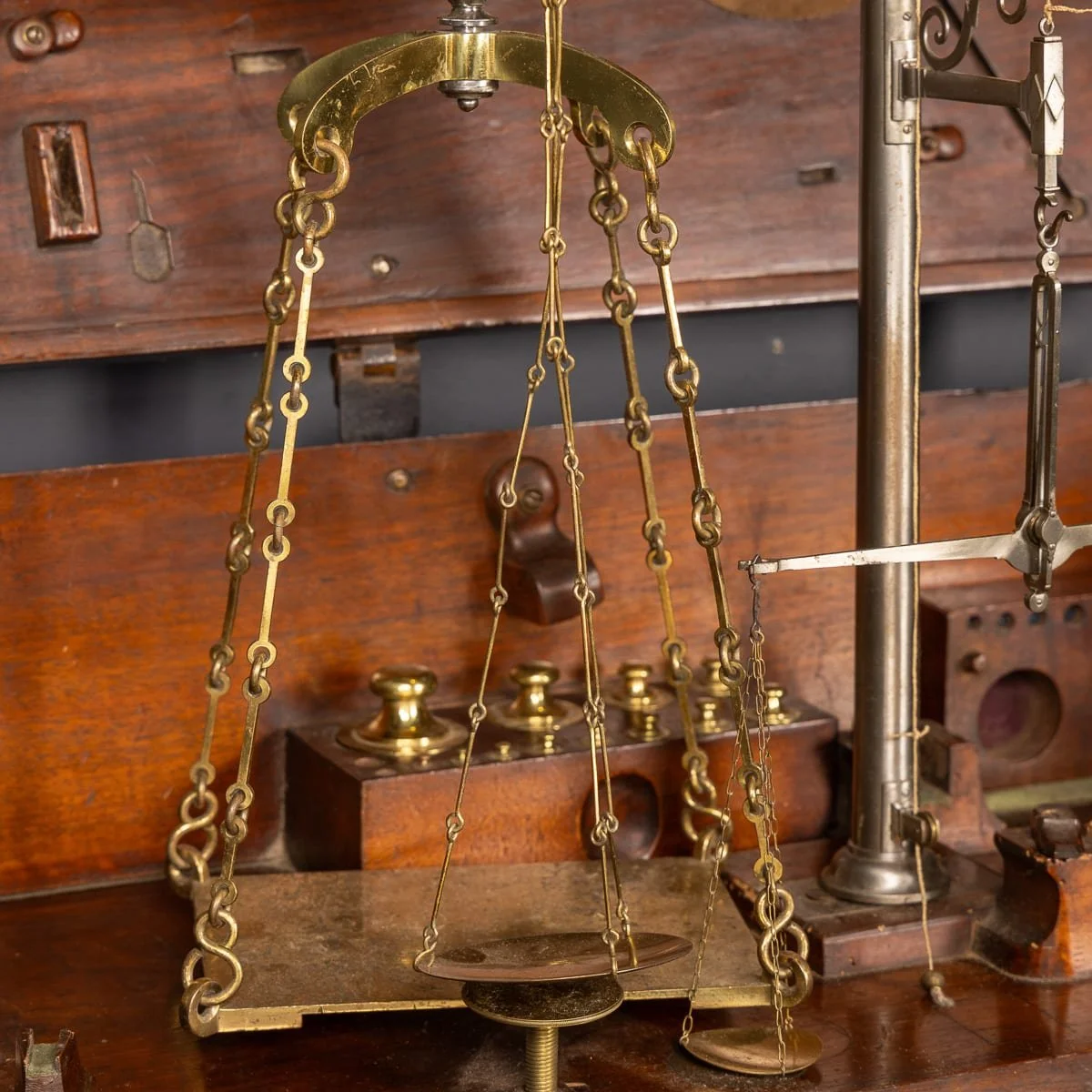 PUSHKINS.COM - D11974 - ANTIQUE 19thC ITALIAN BALANCE SCALES BY DECKER, MADE IN TURIN c.1870 - 43.jpg