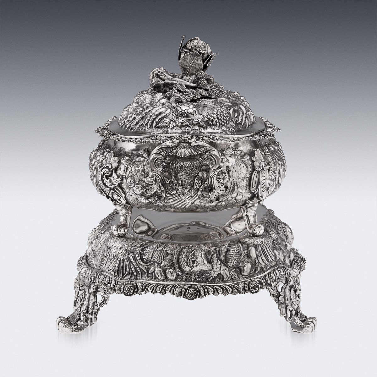 PUSHKINS.COM - B00060 - ANTIQUE 19thC GEORGIAN SOLID SILVER SOUP TUREEN BY EDWARD FARRELL, LONDON c.1823 - 07.jpg