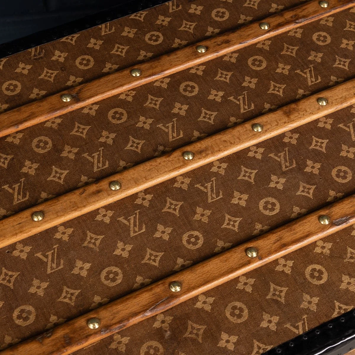 PUSHKIN'S - ANTIQUE 19thC LOUIS VUITTON TRUNK IN WOVEN CANVAS, FRANCE c.1890 - 20.jpg