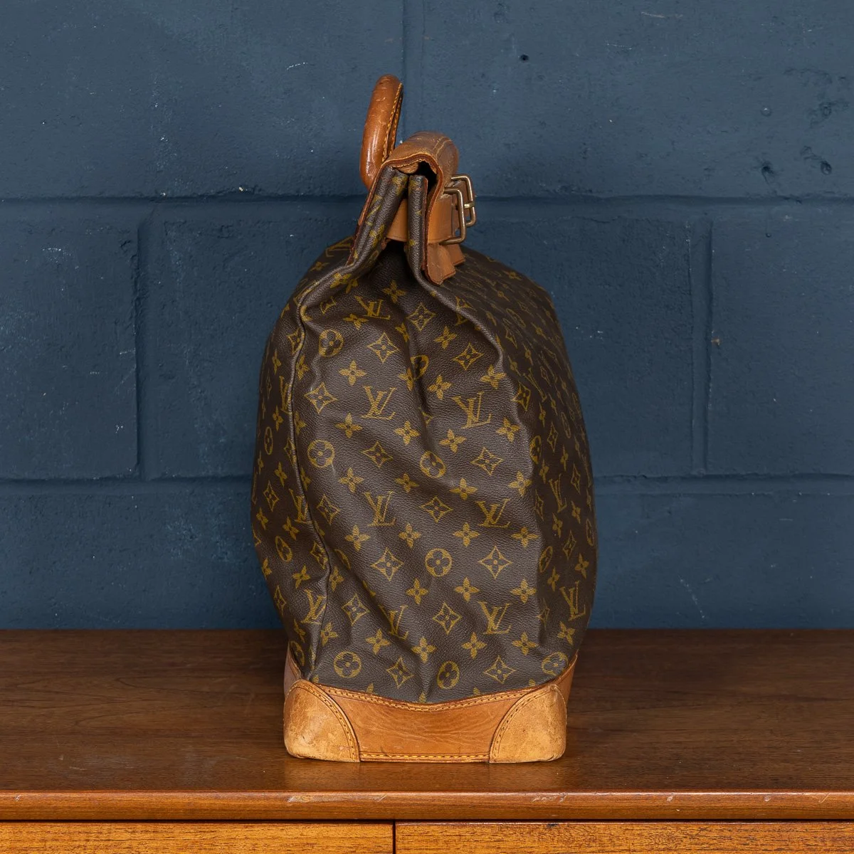 PUSHKINS.COM - B11407 - 20thC LOUIS VUITTON STEAMER 35 BAG IN MONOGRAM CANVAS, MADE IN FRANCE - 07.jpg