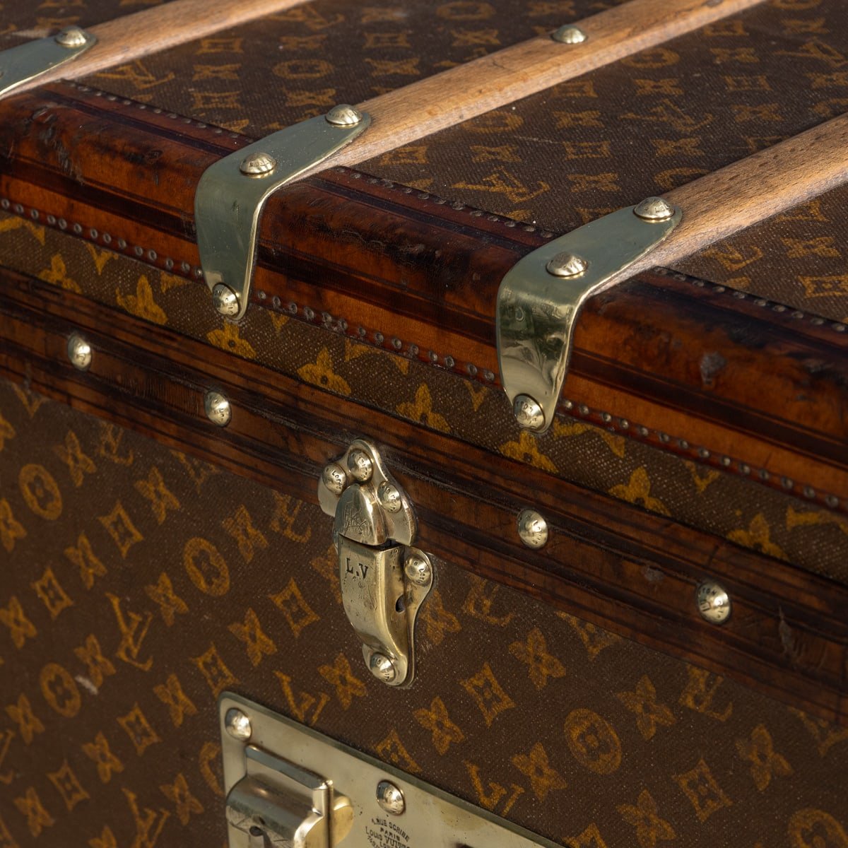 PUSHKINS.COM - B11232h - ANTIQUE 20thC LOUIS VUITTON MALLE HAUTE TRUNK IN MONOGRAM CANVAS, FRANCE c.1910 - 34.jpg