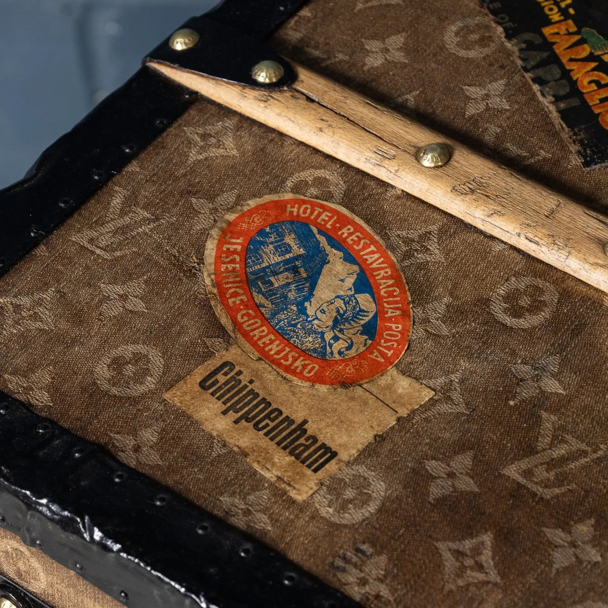 PUSHKINS.COM - B11503w - ANTIQUE 20thC LOUIS VUITTON HAT TRUNK IN WOVEN CANVAS, FRANCE c.1890 - 32.jpg
