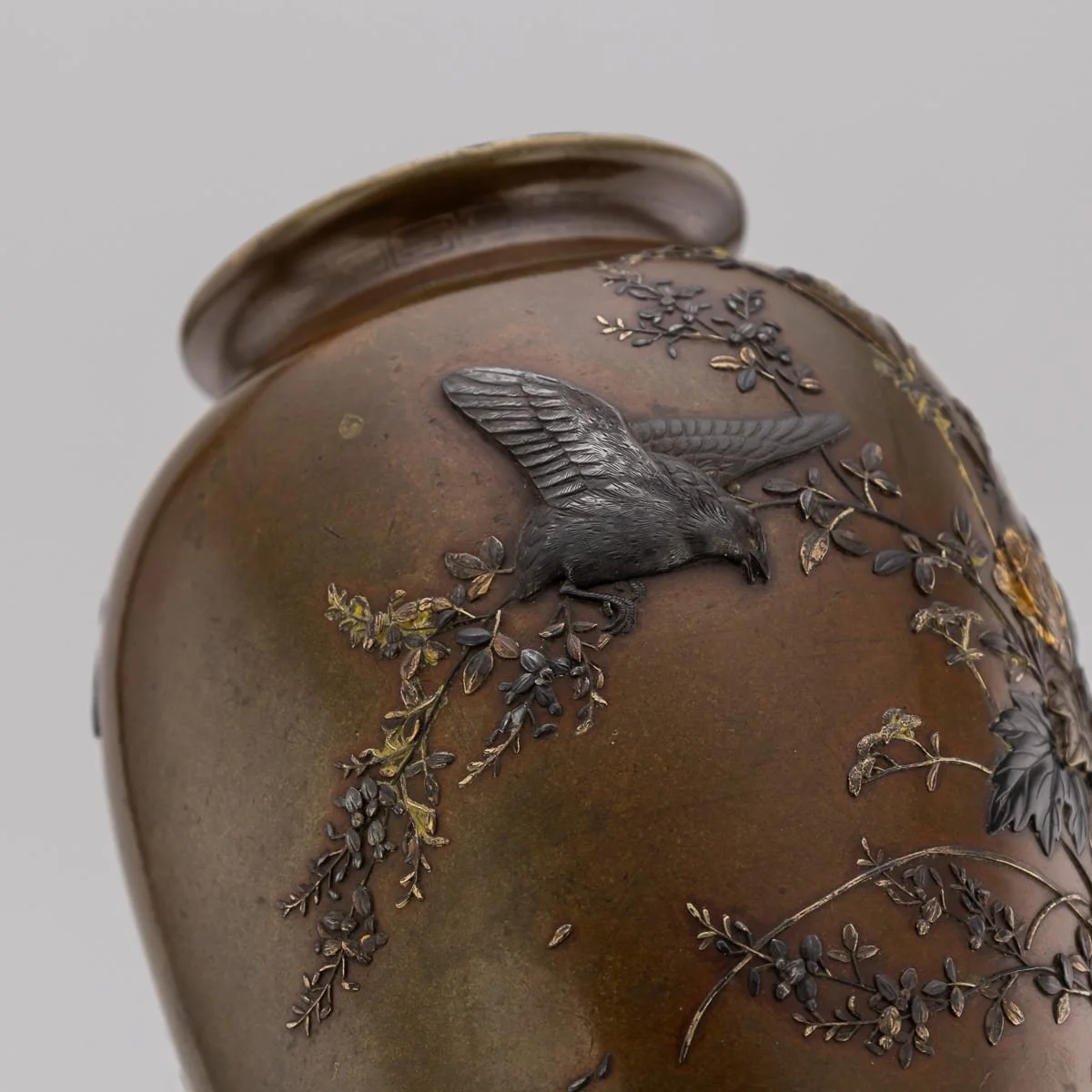 PUSHKINS.COM - G11935 - ANTIQUE 19thC JAPANESE MEIJI PERIOD MITSUNORIAN INLAID BRONZE OVOID VASE - 08.jpg