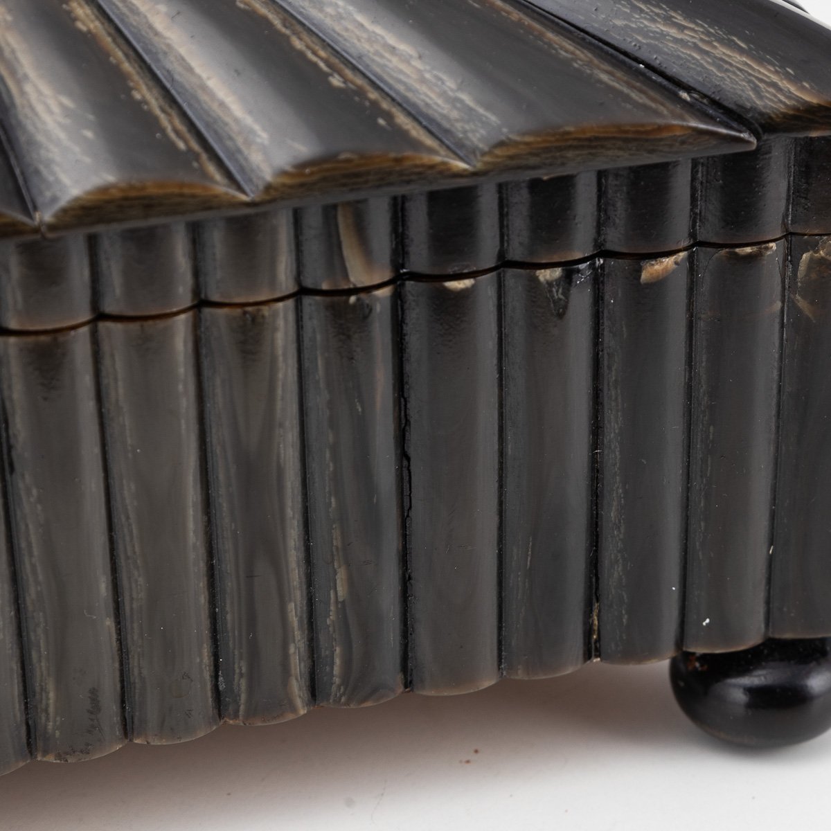 PUSHKINS.COM - D11160 - ANTIQUE 19thC REGENCY HORN BOX c.1820 - 16.jpg