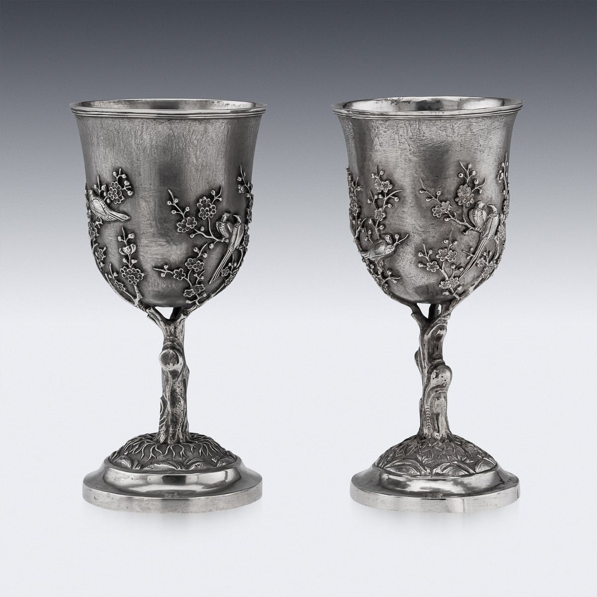 PUSHKINS.COM - ANTIQUE 19thC CHINESE RARE PAIR OF EXPORT SOLID SILVER GOBLETS, CUMSHING c.1880 - 5.jpg