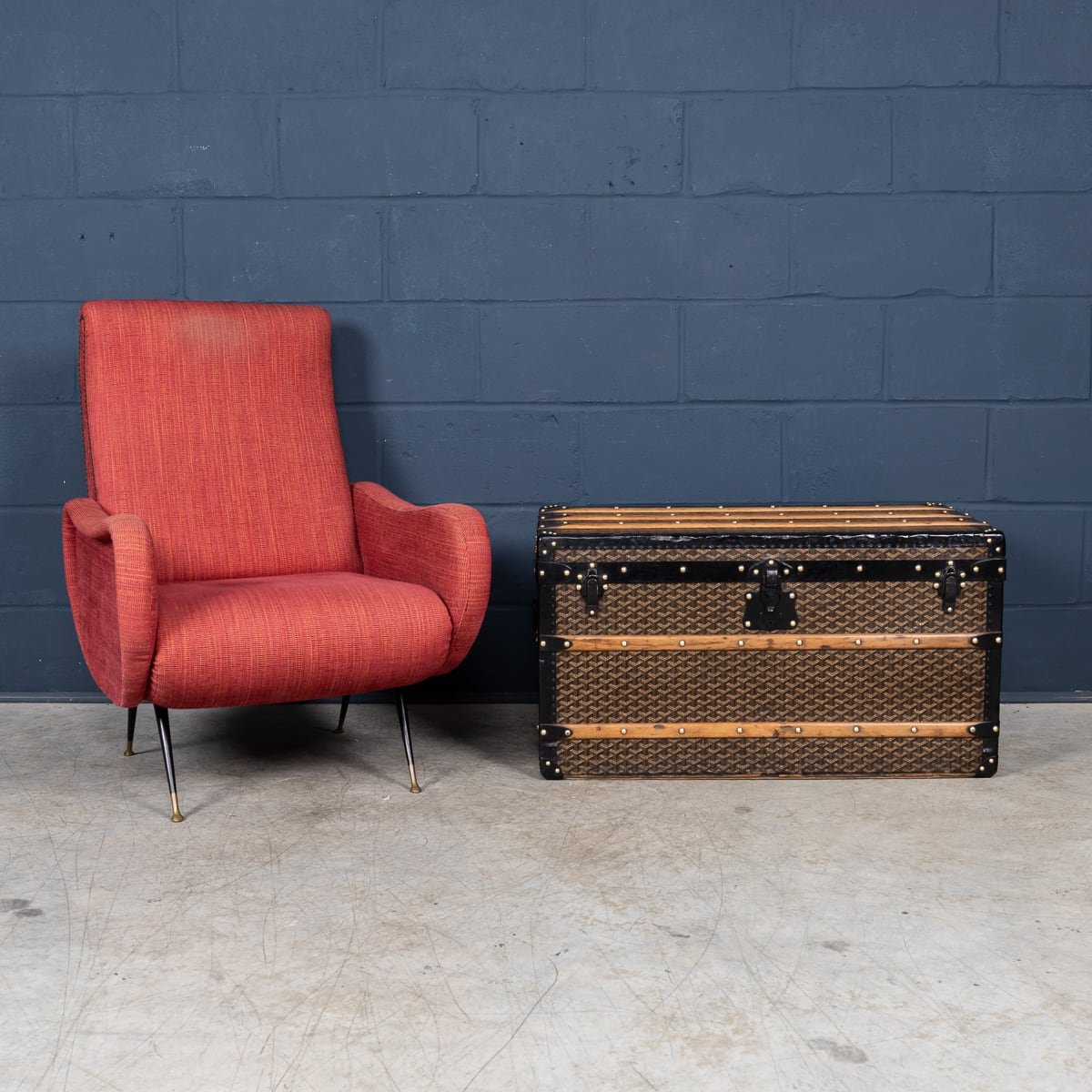 PUSHKINS.COM - ANTIQUE 20thC FRENCH COURIER TRUNK IN CHEVRON CANVAS BY GOYARD, PARIS c.1900 - 1192.jpg