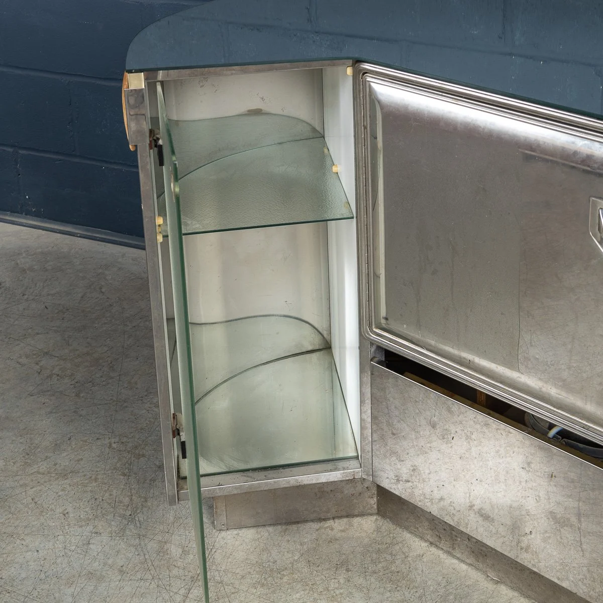 PUSHKINS.COM - B11474 - VINTAGE 20thC ITALIAN STANDING DRY BAR BY WILLY RIZZO c.1970 - 53.jpg