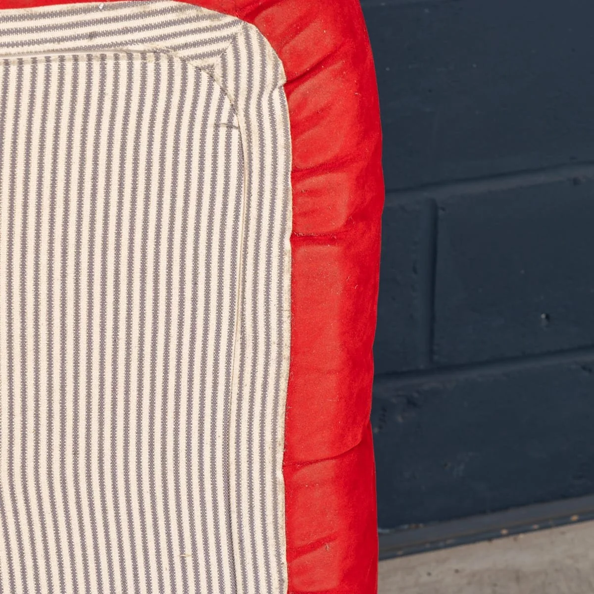 PUSHKINS.COM - B12281 - A 21st CENTURY RED "TOGO" CORNER SOFA BY MICHEL DUCAROY FOR LIGNE ROSET FRANCE - 22.jpg