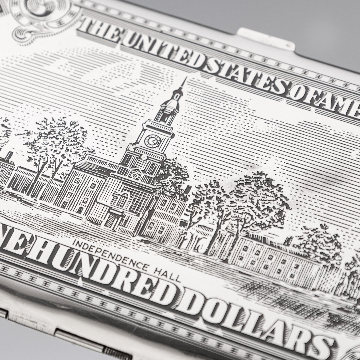 PUSHKINS.COM - J11197 - 20thC AMERICAN SILVER-PLATED CIGARETTE CASE & LIGHTER SHAPED AS A HUNDRED DOLLAR BILL - 30.jpg
