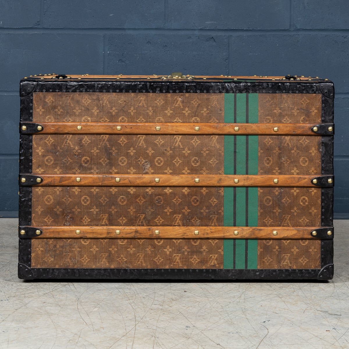 PUSHKINS.COM - 20thC LOUIS VUITTON TRUNK IN WOVEN CANVAS, FRANCE c.1900 - 9.jpg