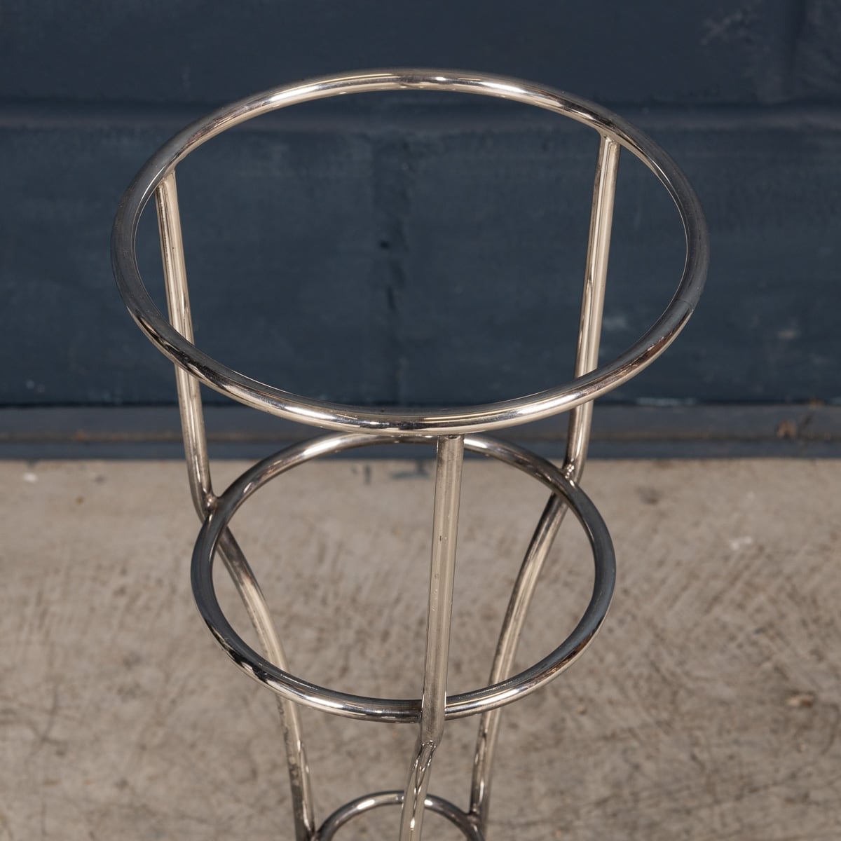 PUSHKIN'S - 20thC ENGLISH ART DECO ICE BUCKET ON STAND - 11.jpg