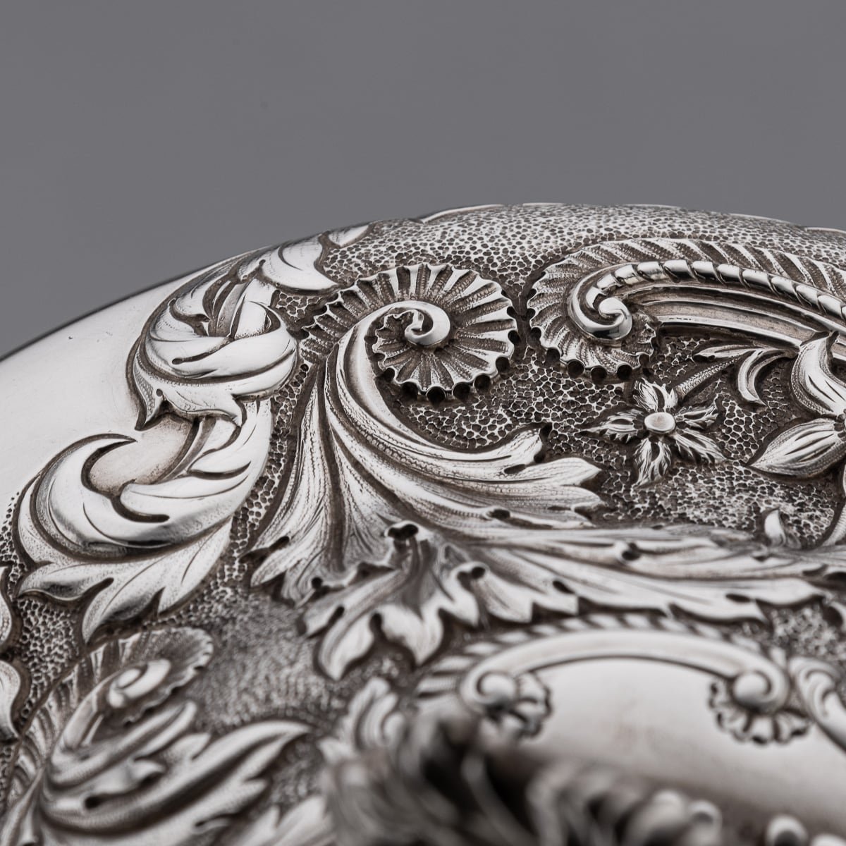 PUSHKIN'S - ANTIQUE 19thC GEORGIAN SOLID SILVER MAGNIFICENT SOUP TUREEN, BIRMINGHAM c.1827 - 14.jpg