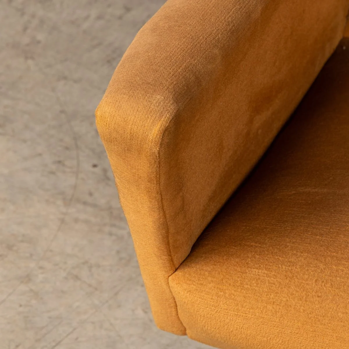 PUSHKINS.COM - B11844 - VINTAGE 20thC ITALIAN PAIR OF ARMCHAIRS IN OCHRE VELVET c.1960 - 12.jpg