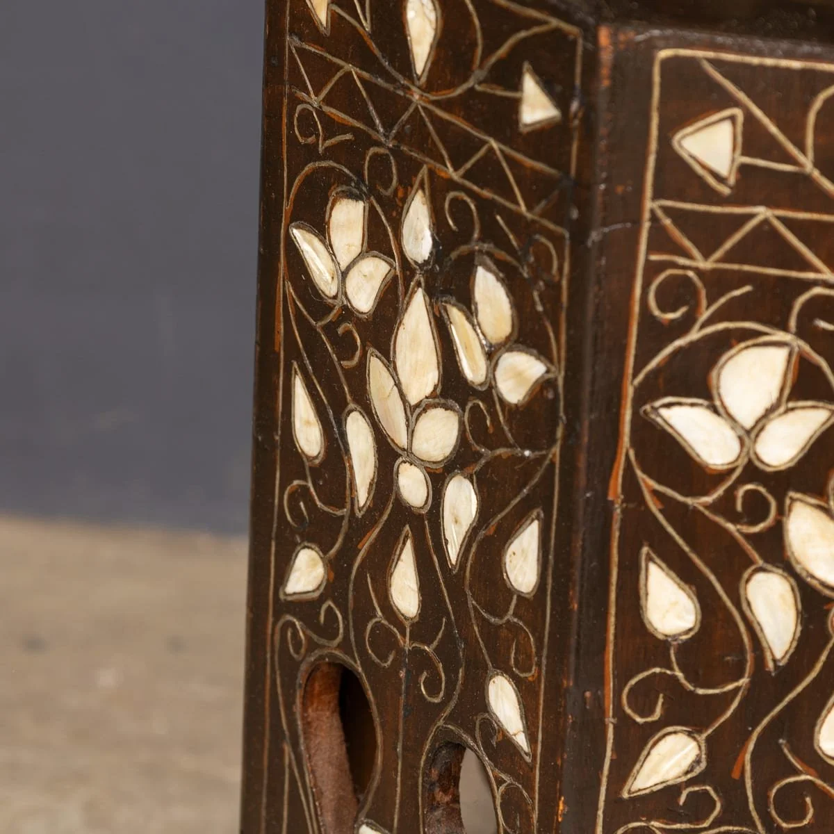 PUSHKINS.COM - Z12412 - ANTIQUE 20thC DARK WOOD & MOTHER OF PEARL MOORISH TABLE c.1920 - 17.jpg