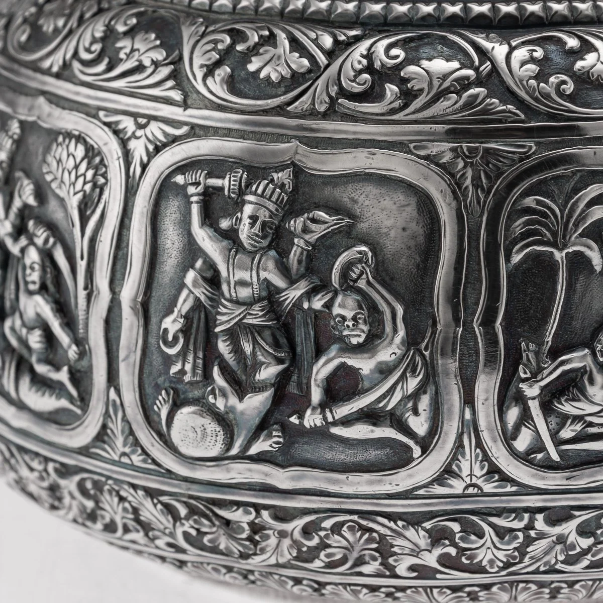 PUSHKINS.COM - A00112 - ANTIQUE 19thC INDIAN SOLID SILVER WATER EWER, POONA c.1880 - 29.jpg