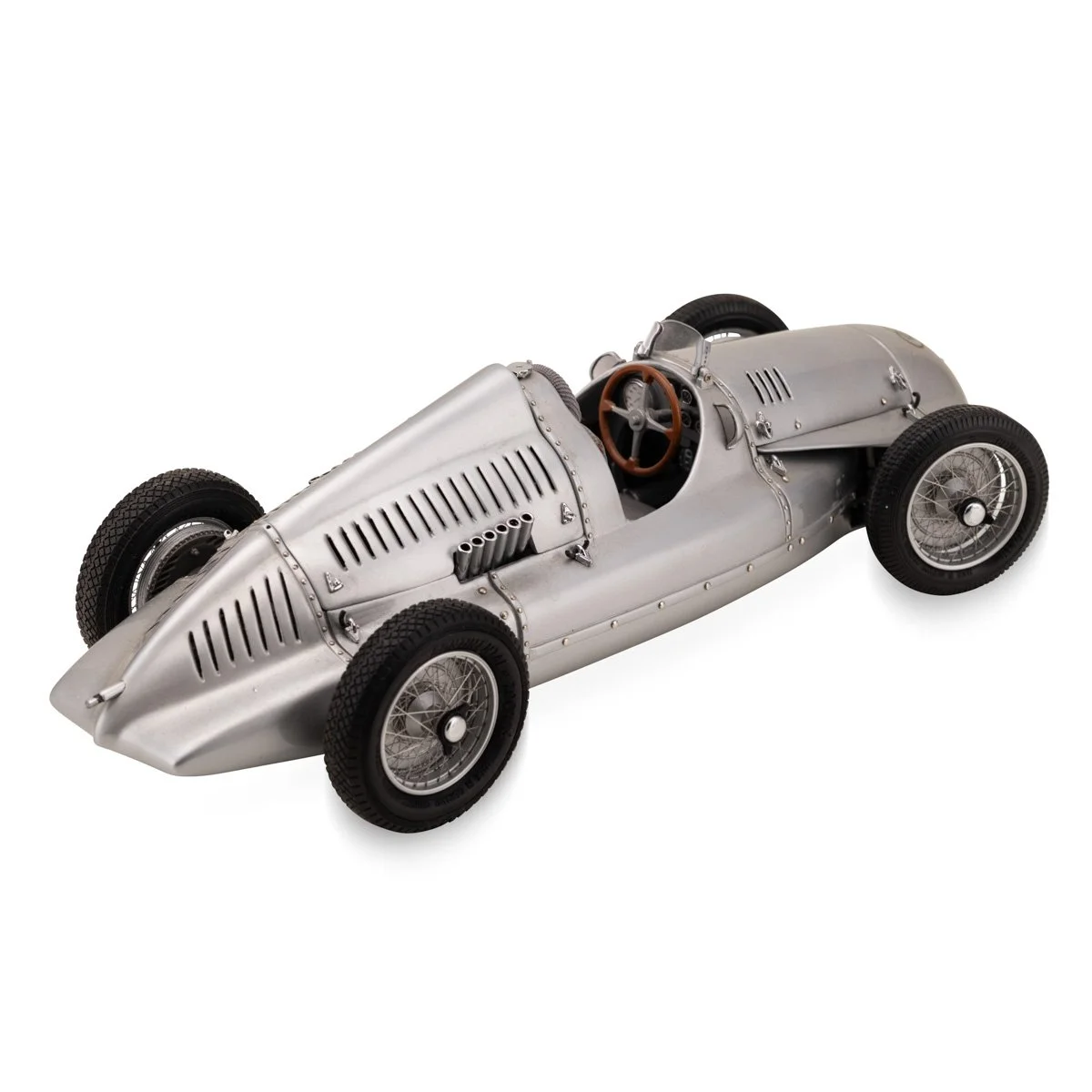 PUSHKINS.COM - Z12464 - VINTAGE 20thC CMC 1:18 SCALE AUTO UNION TYPE D RACING CAR c.1938 - 05.jpg