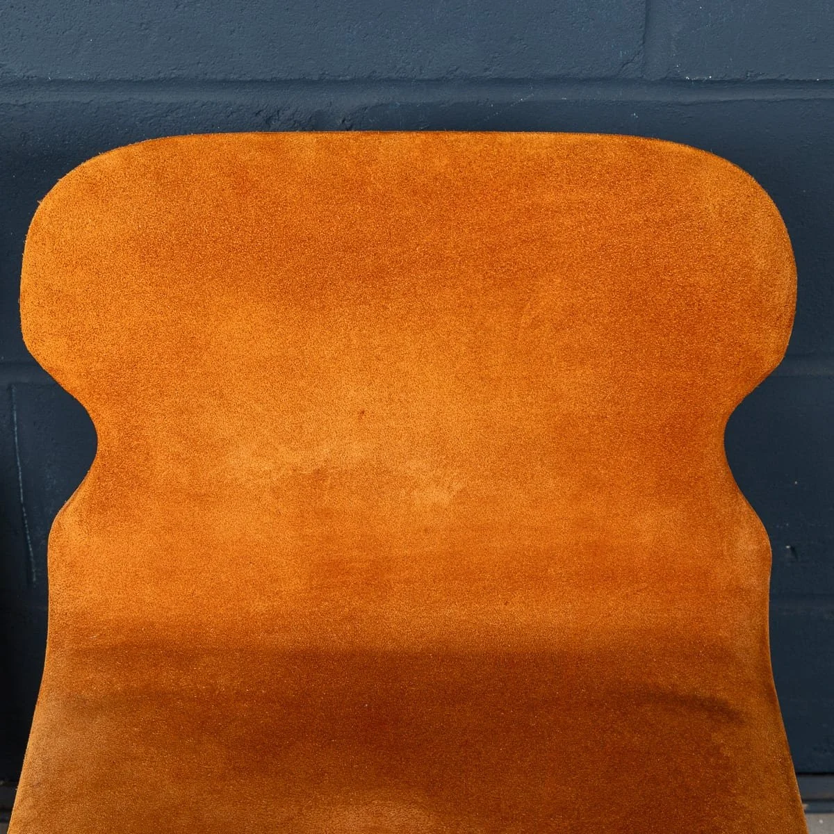 PUSHKINS.COM - B12046 - VINTAGE RARE 20thC ITALIAN DINING SET IN ORANGE SUEDE BY WILLY RIZZO c.1970 - 26.jpg