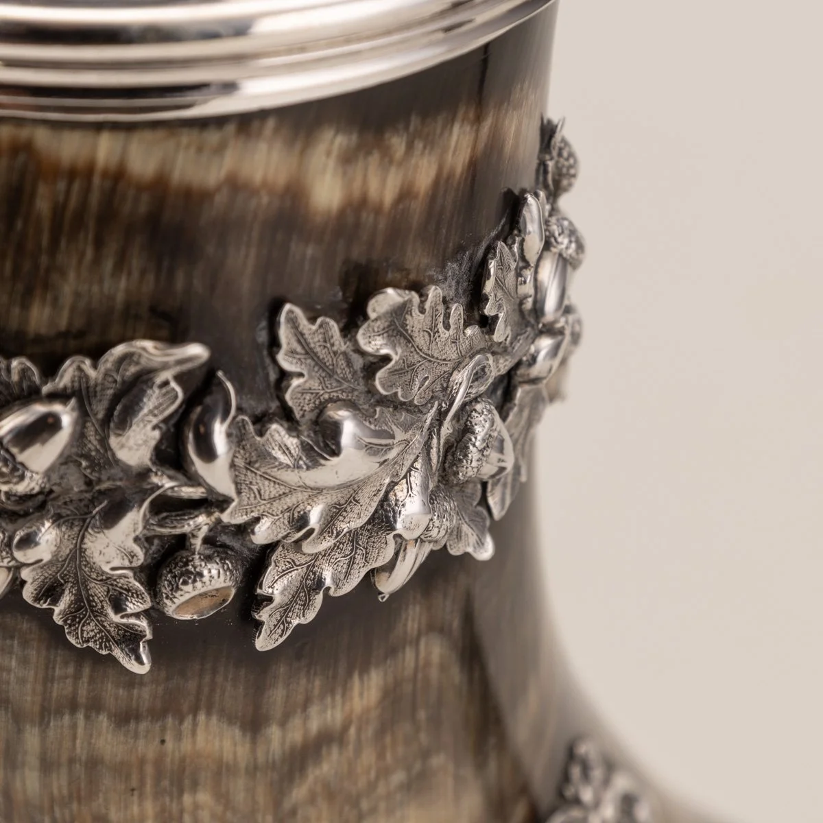 PUSHKINS.COM - Z12449 - ANTIQUE 19thC WELSH SOLID SILVER MOUNTED BOVINE HORN DRINKING VESSEL c.1828 - 15.jpg