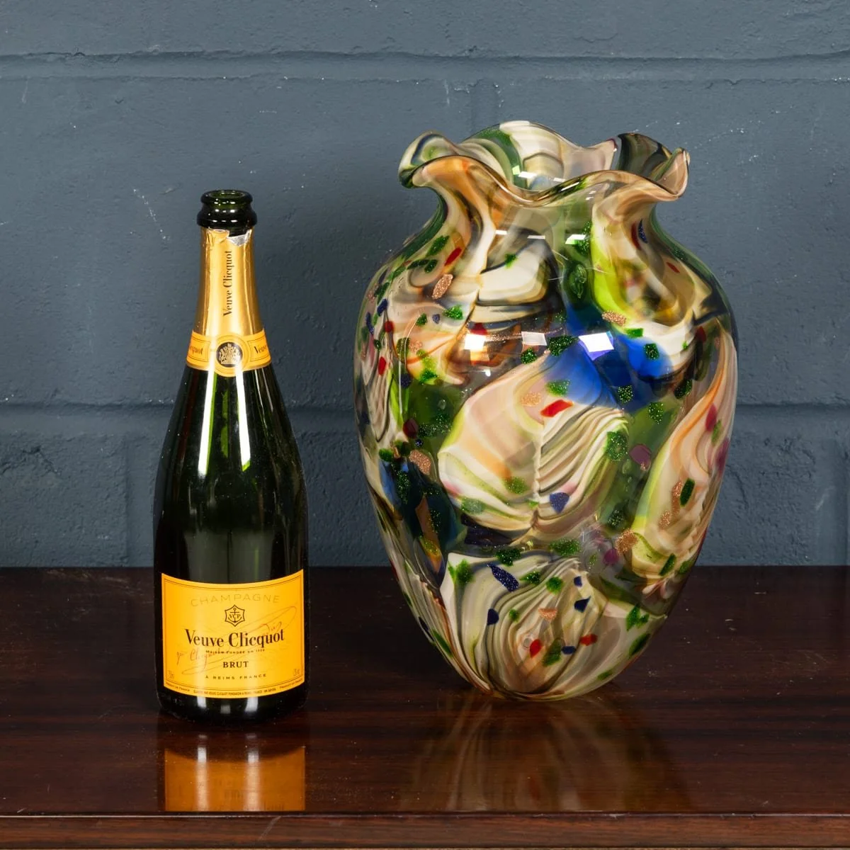 PUSHKINS.COM - B12245 - VINTAGE 20thC ITALIAN HAND BLOWN MILLEFIORI GLASS VASE, MADE IN MURANO - 15.jpg
