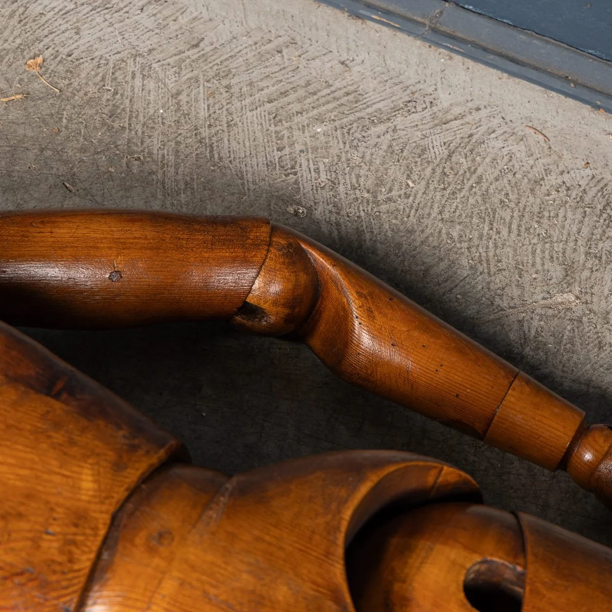 PUSHKINS.COM - B12023 - ANTIQUE RARE 19thC FRENCH LIFE SIZE WOODEN ARTIST'S LAY FIGURE c.1860 - 43.jpg