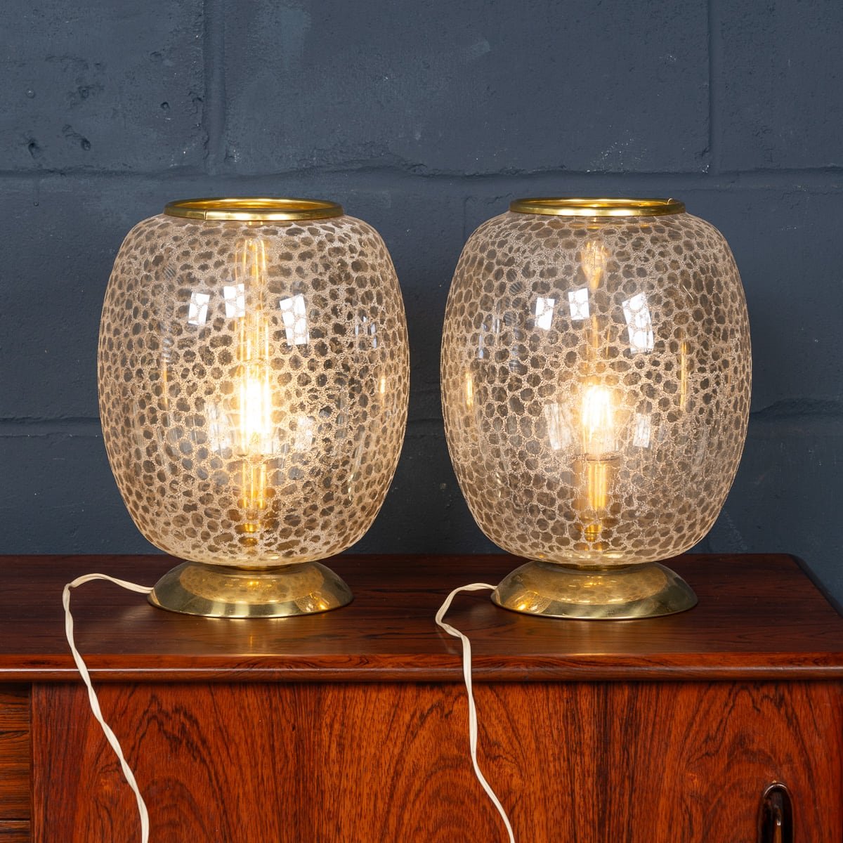 PUSHKINS.COM - 20thC VINTAGE PAIR OF MURANO GLASS TABLE LAMPS, MADE IN VENICE, ITALY - 6.jpg