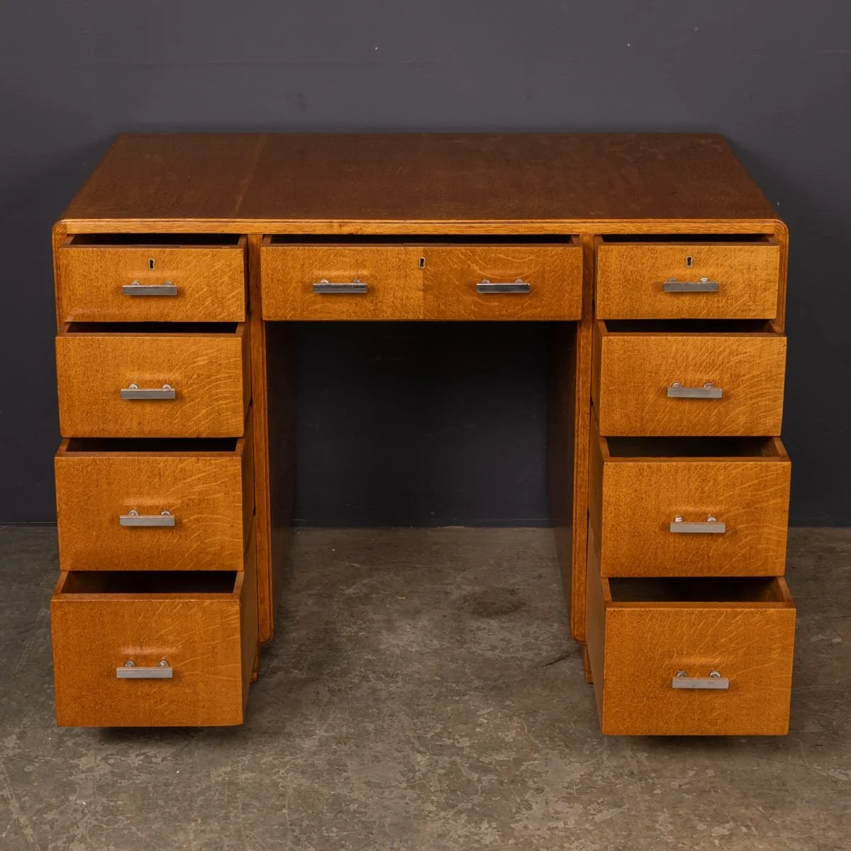 PUSHKINS.COM - Z12404 - ANTIQUE 20thC ENGLISH OAK ART DECO DESK BY HEALS c.1920 - 08.jpg