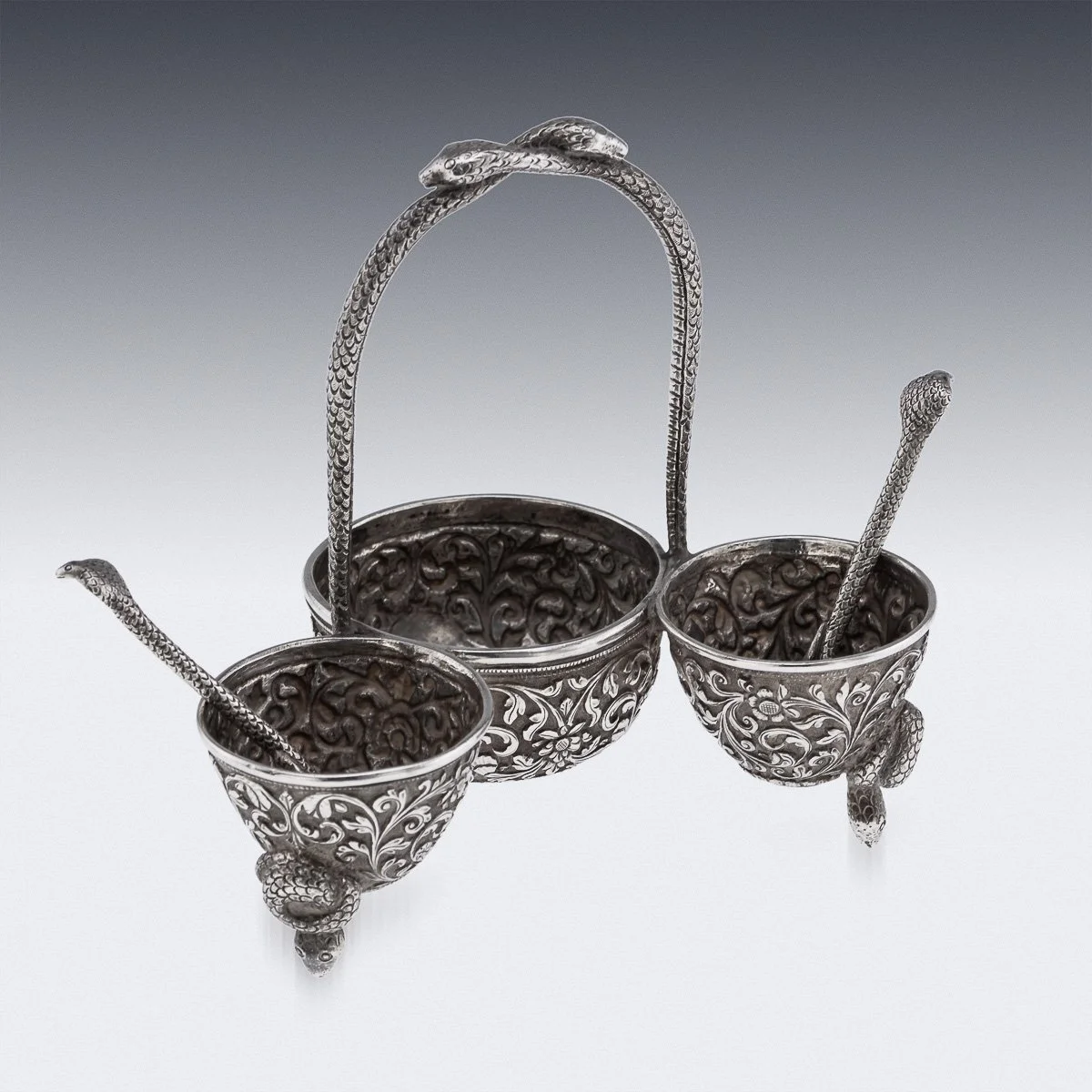 PUSHKINS.COM - A00013 - ANTIQUE 19thC INDIAN SOLID SILVER CONDIMENT SET, OOMERSI MAWJI, BHUJ c.1890 - 05.jpg