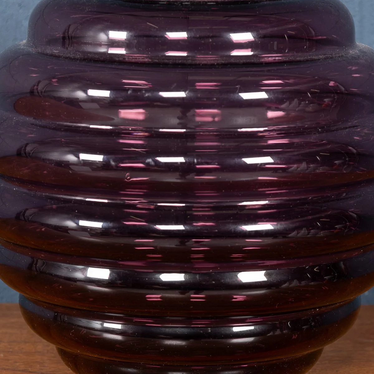 PUSHKINS.COM - B11444 - CONTEMPORARY 21stC MURANO ART GLASS VASE IN %22VINACCIA%22 PURPLE BY VENINI c.2015 - 11.jpg