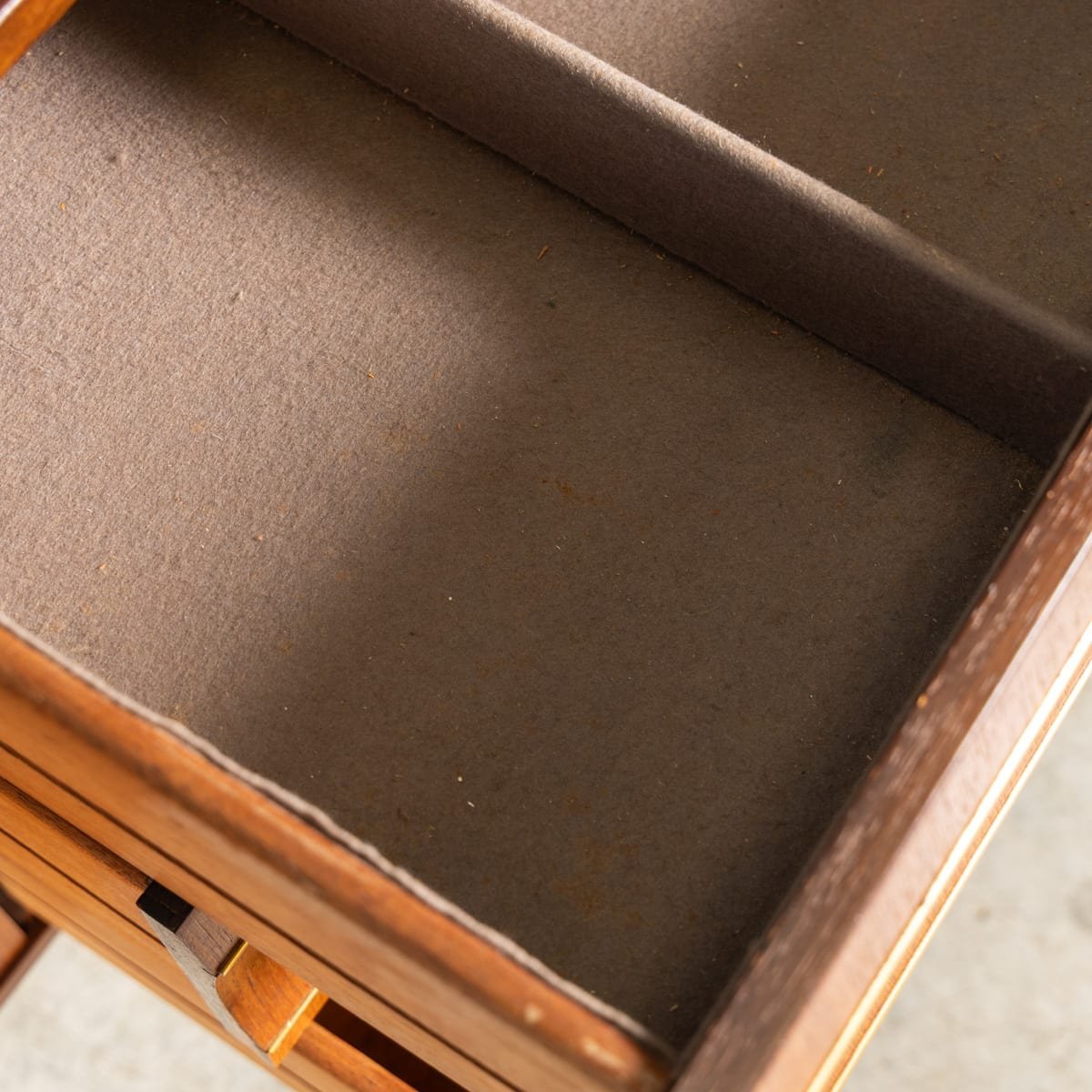 PUSHKINS.COM - B12268 - VINTAGE 20thC ENGLISH TEAK SIDEBOARD BY ELLIOTS OF NEWBURY c.1960 - 19.jpg