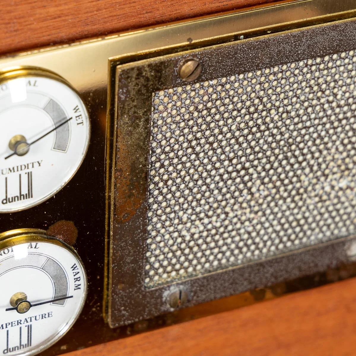 PUSHKINS.COM - B12031 - VINTAGE 20thC BURR WALNUT CIGAR HUMIDOR BY DUNHILL, ENGLAND - 18.jpg