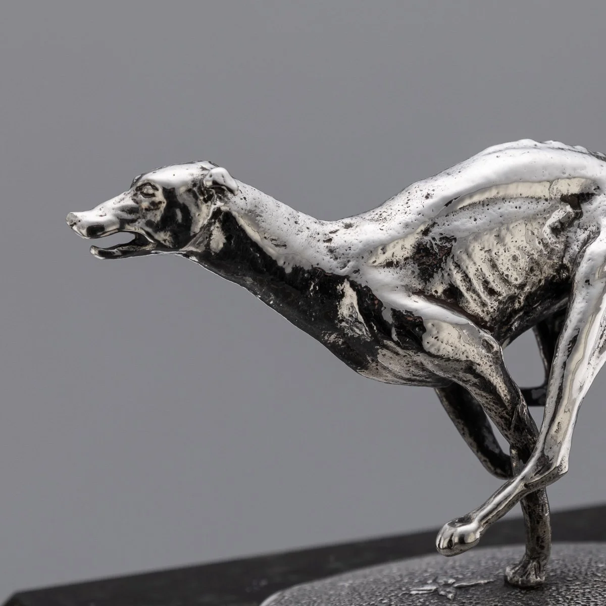 PUSHKINS.COM - J12497 - VINTAGE 20thC ENGLISH SOLID SILVER GRAYHOUND STATUE ON GRANITE BASE c.1994 -  08.jpg