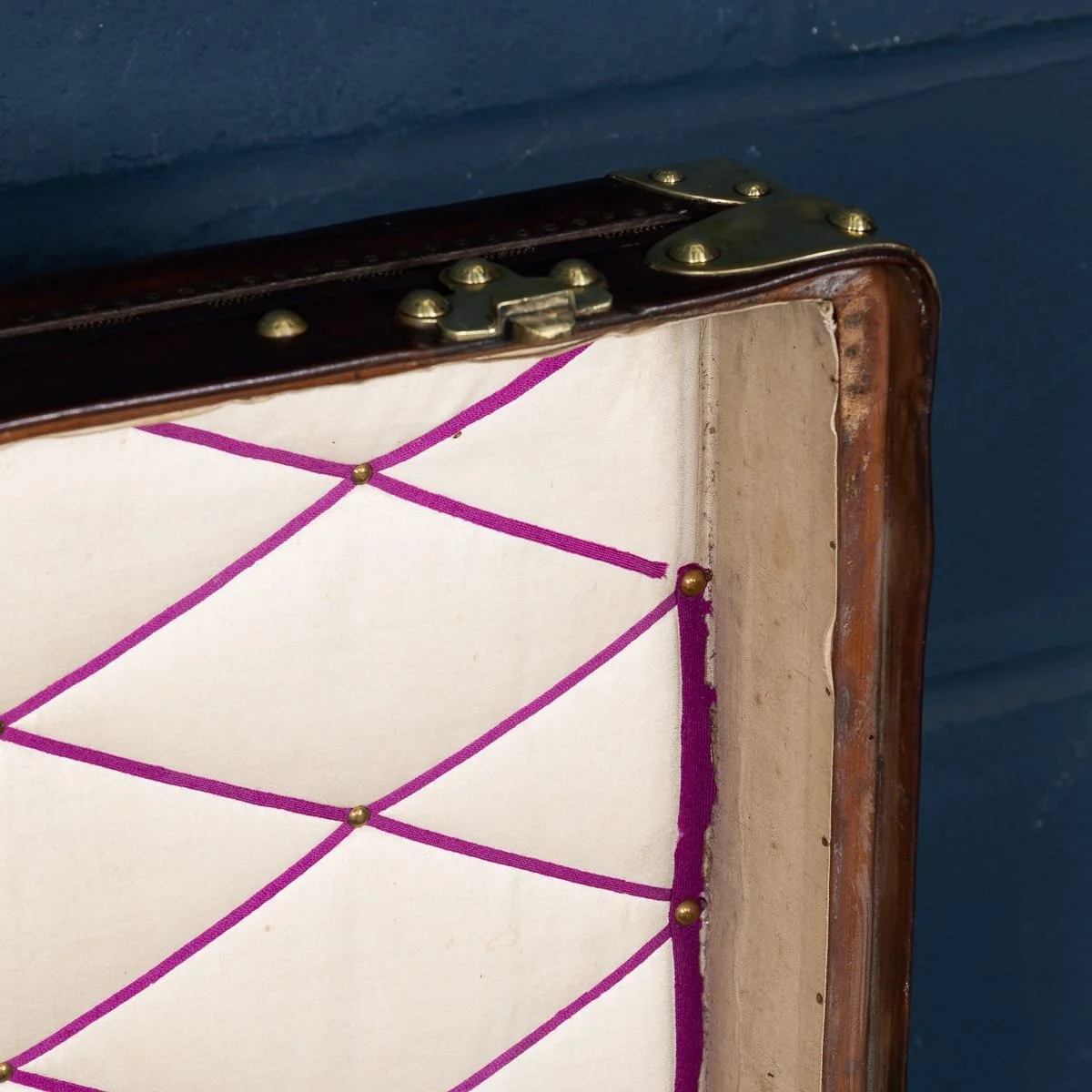 PUSHKINS.COM - B12768d - ANTIQUE 20thC LOUIS VUITTON CABIN TRUNK IN DAMIER CANVAS, FRANCE c.1900 - 19.jpg