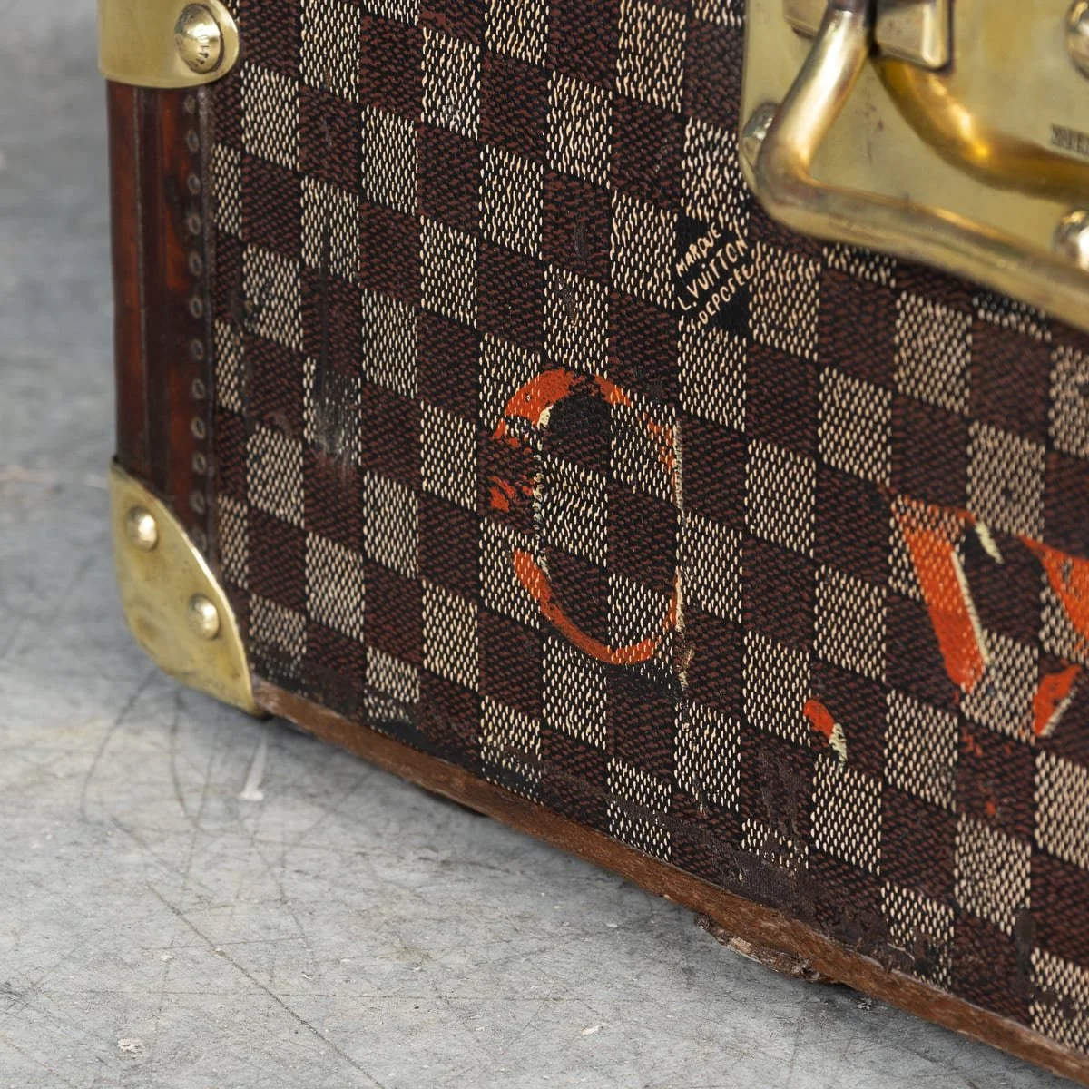 PUSHKINS.COM - B12768d - ANTIQUE 20thC LOUIS VUITTON CABIN TRUNK IN DAMIER CANVAS, FRANCE c.1900 - 33.jpg