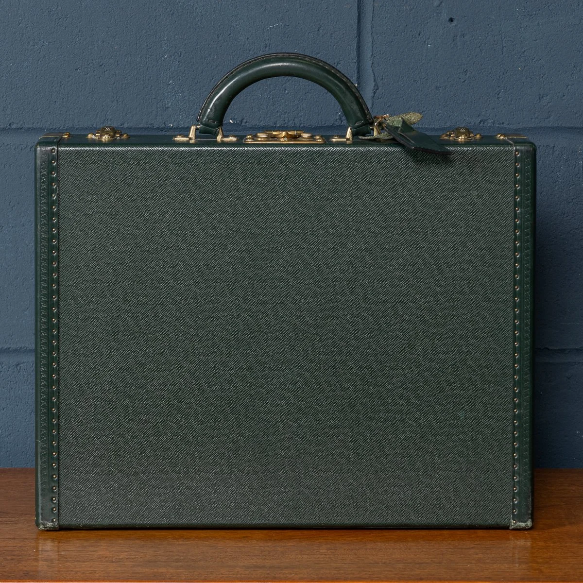 PUSHKINS.COM - B11505 - 20thC LOUIS VUITTON PRESIDENTIAL BRIEFCASE IN GREEN "TAIGA" LEATHER, FRANCE - 08.jpg
