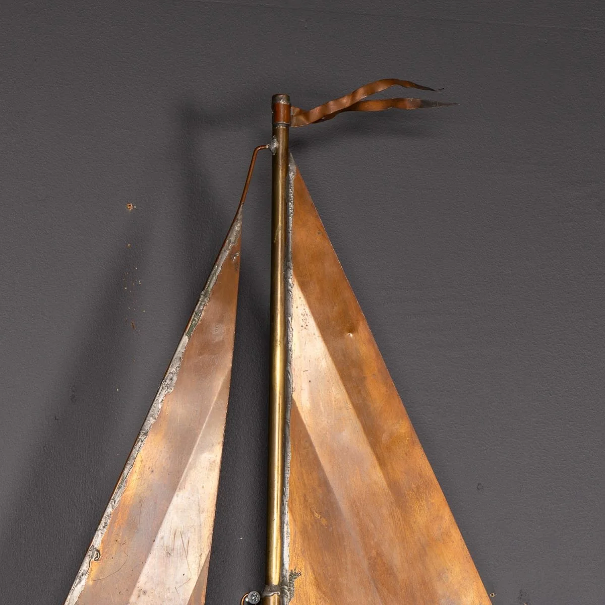 PUSHKINS.COM - D11757 - VINTAGE 20thC WALL HANGING COPPER SCULPTURE OF A RACING YACHT c.1960 - 16.jpg
