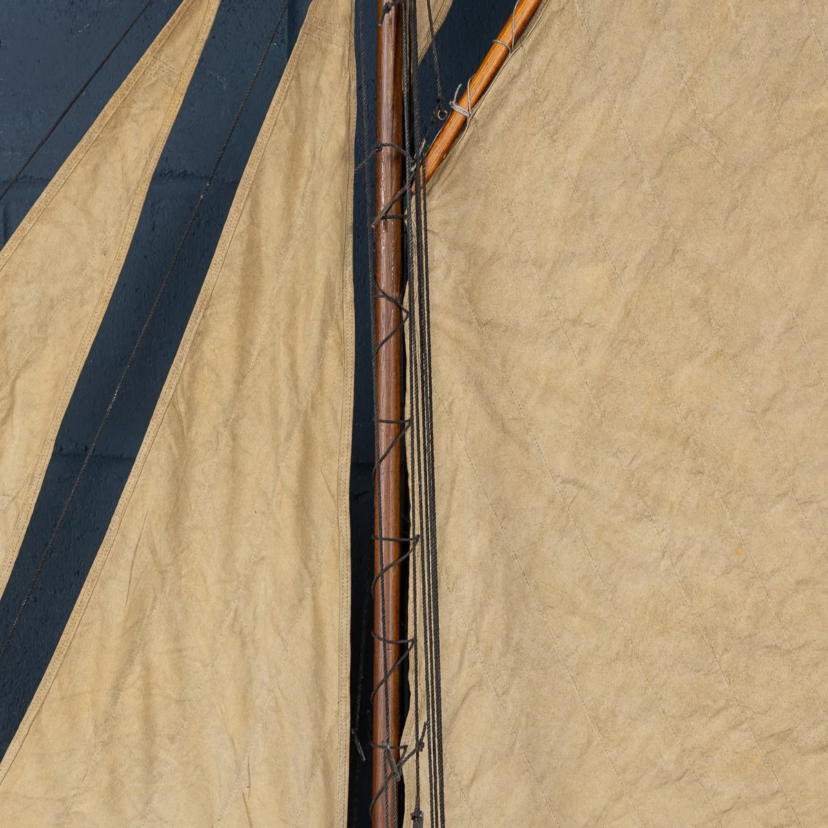 PUSHKINS.COM - B11426 - ANTIQUE 20thC LARGE ENGLISH CARVED HULL POND YACHT c.1920 - 10.jpg