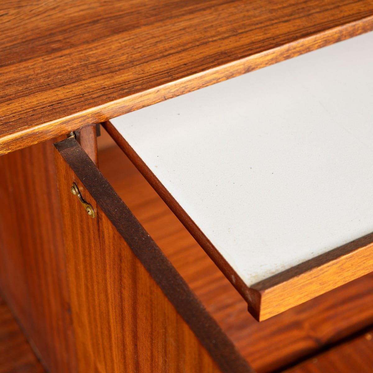 PUSHKINS.COM - 20thC ROSEWOOD SIDEBOARD DESIGNED BY TOM ROBERTSON FOR A.H. MCINTOSH & CO LTD - 14.jpg