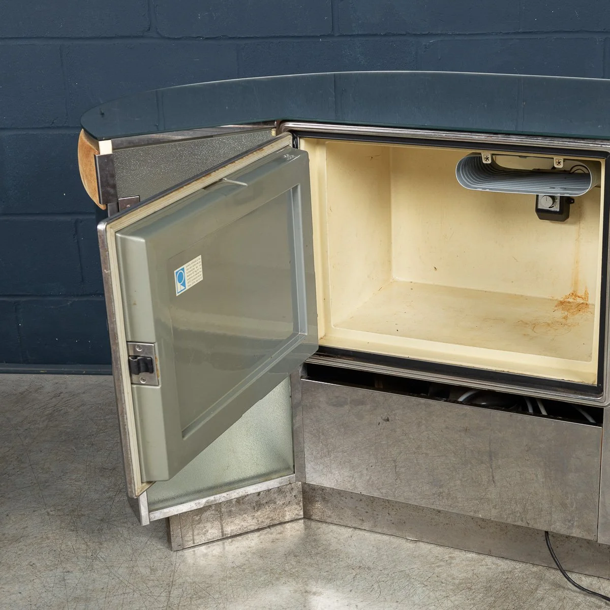 PUSHKINS.COM - B11474 - VINTAGE 20thC ITALIAN STANDING DRY BAR BY WILLY RIZZO c.1970 - 58.jpg