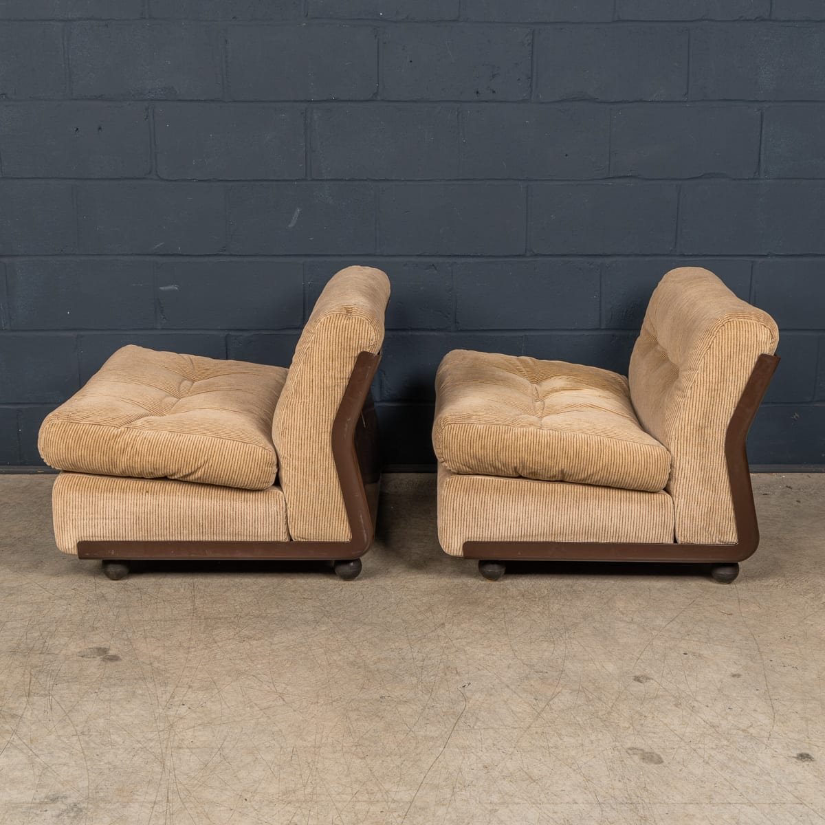 PUSHKINS.COM - B11840 - AN ITALIAN "AMANTA" 4-PIECE MODULAR SOFA BY MARIO BELLINI FOR B&B ITALIA c.1980 - 16.jpg