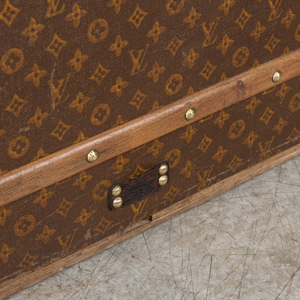 PUSHKINS.COM - B11232h - ANTIQUE 20thC LOUIS VUITTON MALLE HAUTE TRUNK IN MONOGRAM CANVAS, FRANCE c.1910 - 28.jpg