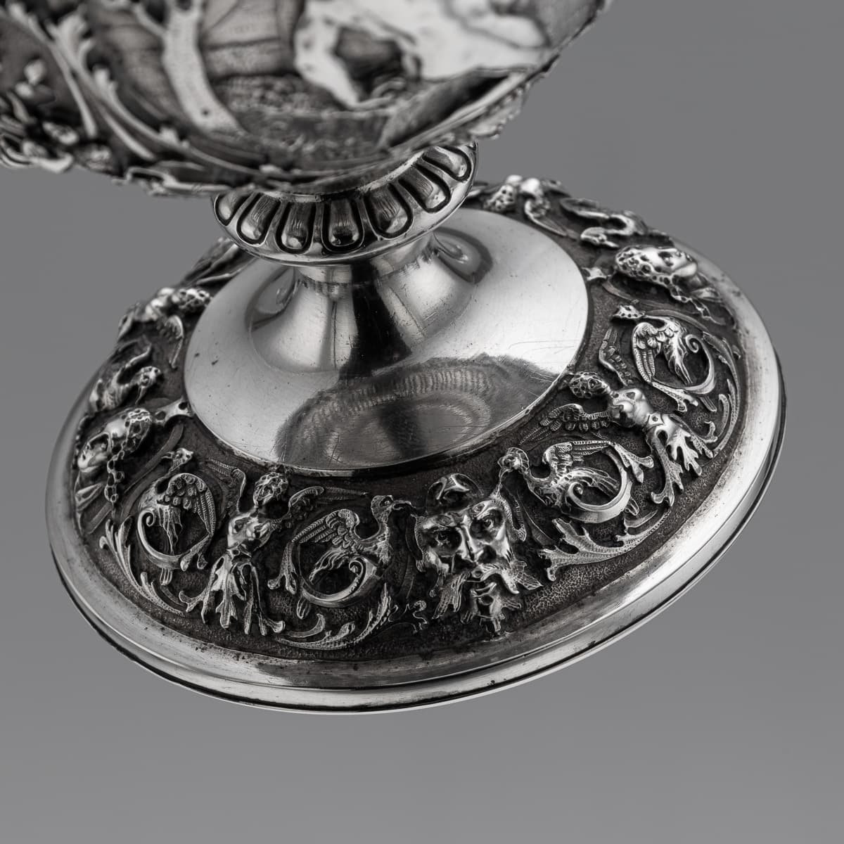 PUSHKINS.COM - A00253 - ANTIQUE 19thC ITALIAN SOLID SILVER REPOUSSÉ & CHASED COVERED URN c.1870 - 23.jpg