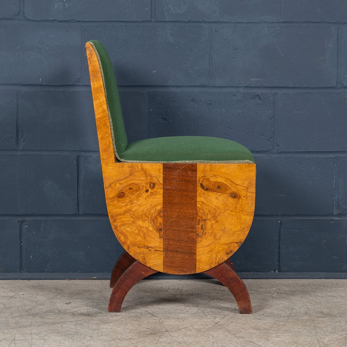 PUSHKINS.COM - 20thC ITALIAN ART DECO HALL CHAIR IN WALNUT c.1930 - 6.jpg